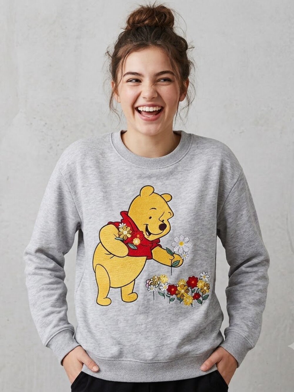 Winnie the Pooh crew neck sweater size small